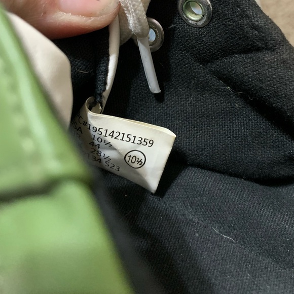 Colorful Lowtop lightyear Sneakers - Picture 4 of 6